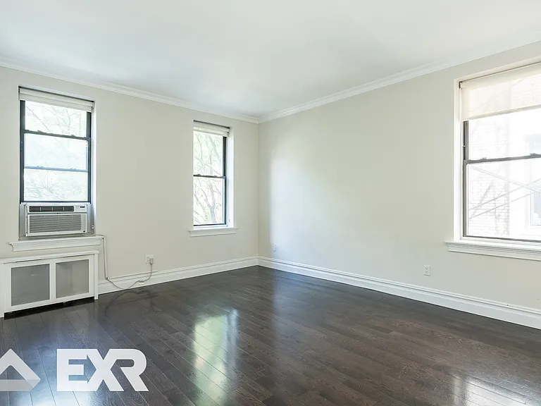 526 W 111th St #4CC — Photo 8