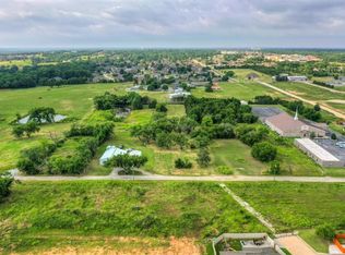 1221 E 42nd St, Shawnee, OK 74804