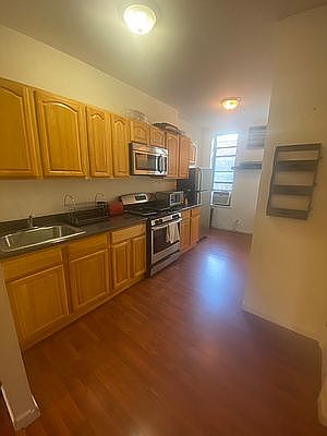 1st image of 1580 1st Ave APT 5N