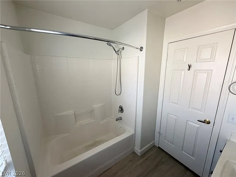 374 Yacht Ave — Photo 12