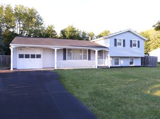 364 Wildbriar Rd, Rochester, NY 14623