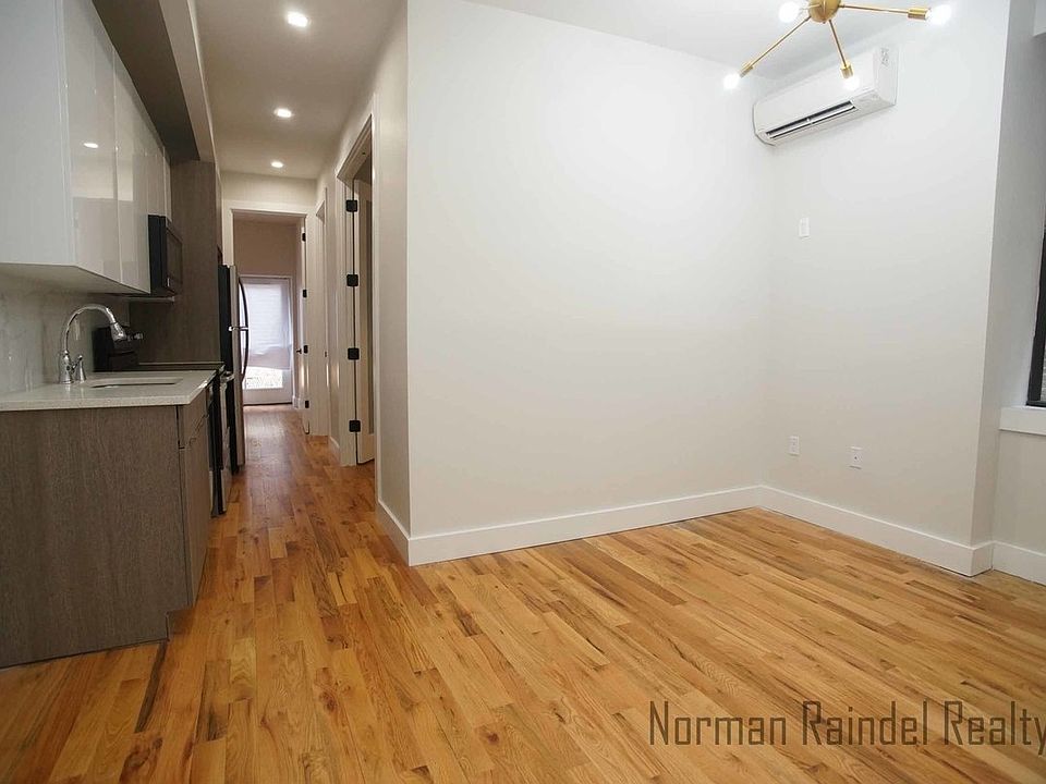 1st image of 1671 Lincoln Pl #1GD