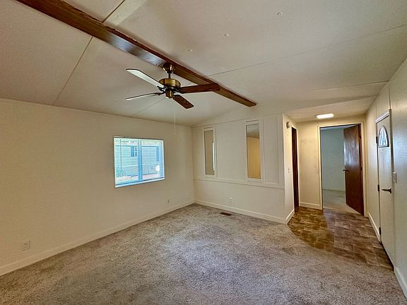 5th image of 921 Autumn Ln Unit 232