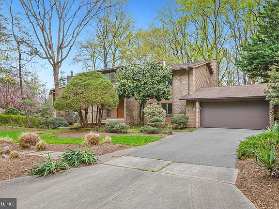 2nd image of 8601 Carlynn Dr