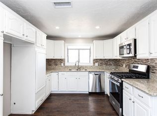 4033 Bluff St, Norco, CA 92860