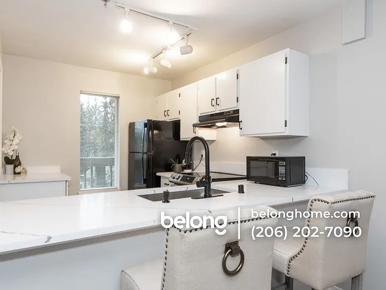 515 Newport Way NW #B1 — Photo 4