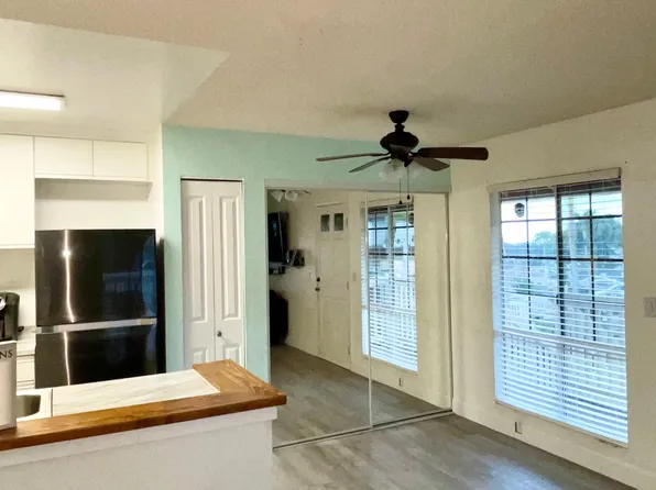 94-102 Pulua Pl #M201, Waipahu, HI 96797