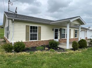 2105 Ridge Blvd, Connellsville, PA 15425