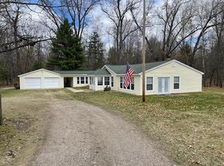 20760 Moss Rd, Wellston, MI 49689