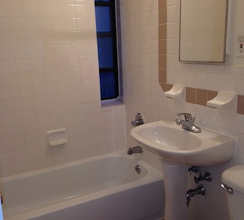 4th image of 35 W 129th St APT 4C