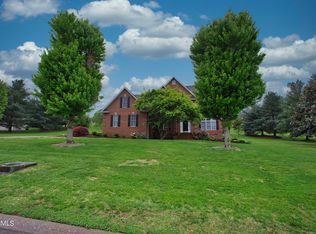 4096 Davis Ford Rd, Maryville, TN 37804
