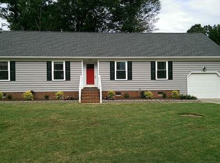 405 Breeze Hill Cres, Chesapeake, VA 23322