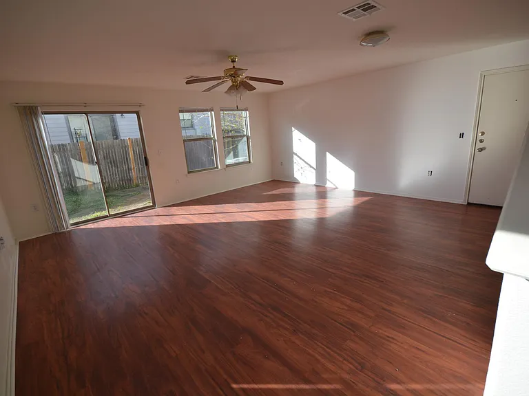 8608 Claude Ct — Photo 8