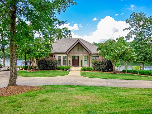 3rd image of 230 Riverhills Dr