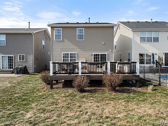 3rd image of 3136 Bentwater Pl