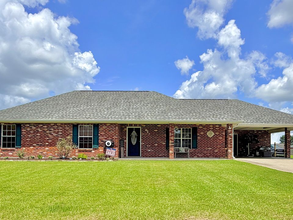 1st image of 207 Hemlock Dr
