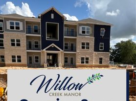 Willow Creek Manor