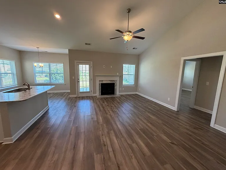 764 Ruskin Dr — Photo 6