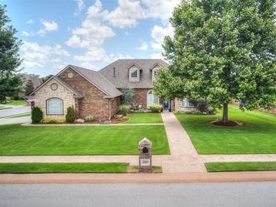 2009 Pembroke Ln, Edmond, OK, 73003