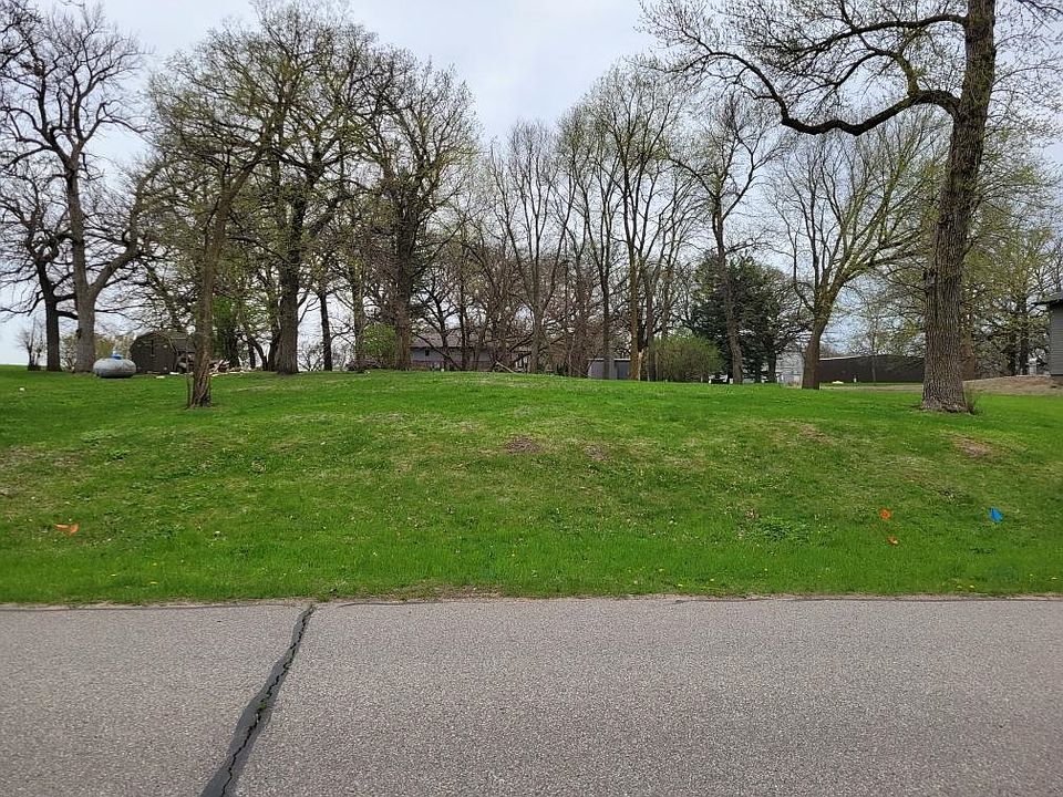 1st image of 25989 Oak Ln