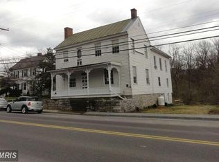 207 S Main St, Edinburg, VA 22824
