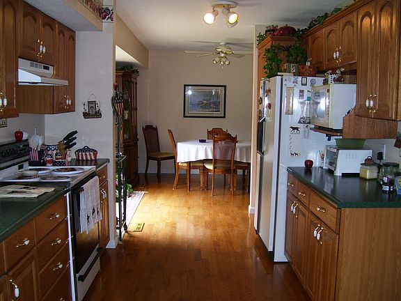 Kitchen/Dining