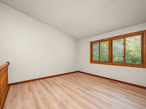 3rd image of 6702 Kara Dr