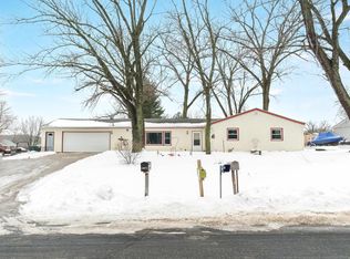 10975 N Gladys Dr, Edgerton, WI 53534
