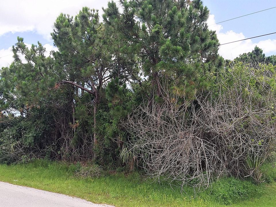 1st image of 687 NW North Macedo Boulevard