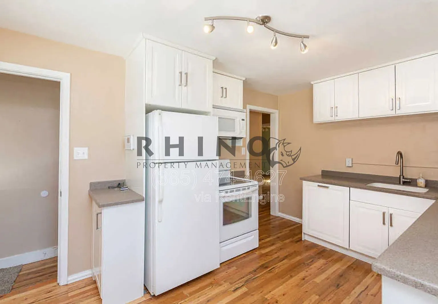 3 bed, 2.0 bath, 1712 sqft, $2,200 — Photo 1