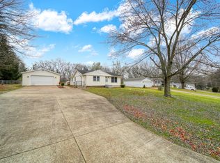 4013 Franklin Rd, Jackson, MI 49203