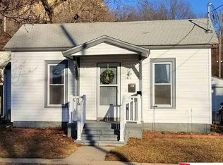1411 Pleasant St, Council Bluffs, IA 51503