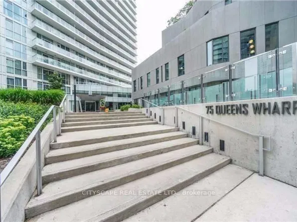75 Queens Wharf Rd Unit 708, Toronto, ON M5V 0J8