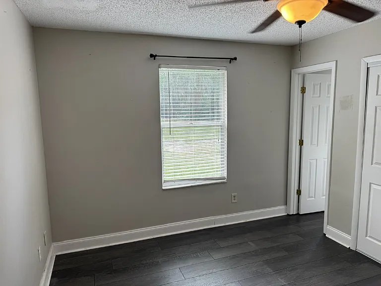 2120 Blair Rd — Photo 26