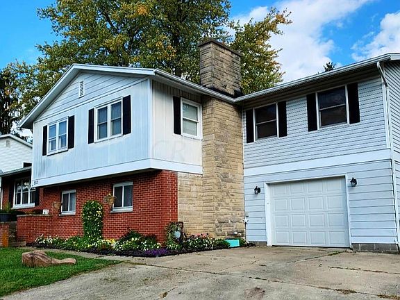 2nd image of 512 Brookwood Dr