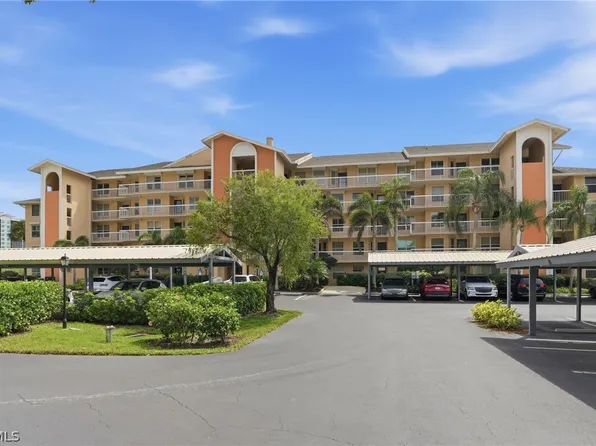 300 Horse Creek Dr APT 307, Naples, FL 34110