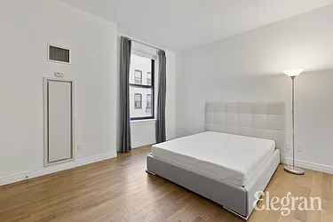 Rented by (Legacy) Elegran