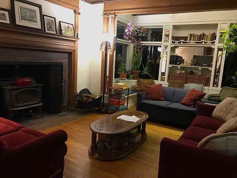 116 Oak Ave #NA — Photo 2
