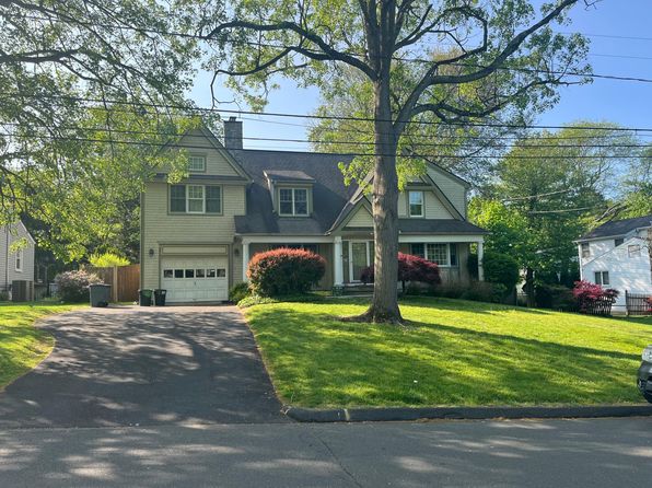 34 Macarthur Dr