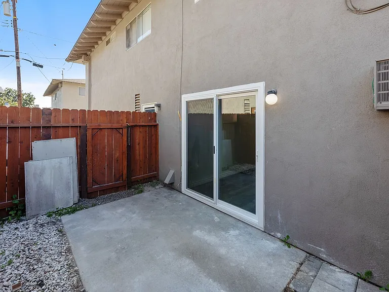 7542 Volga Dr — Photo 13