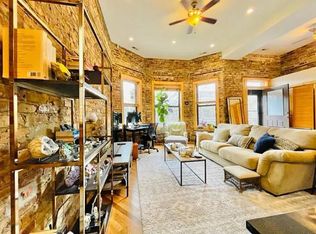 2328 W Thomas St #2F, Chicago, IL 60622