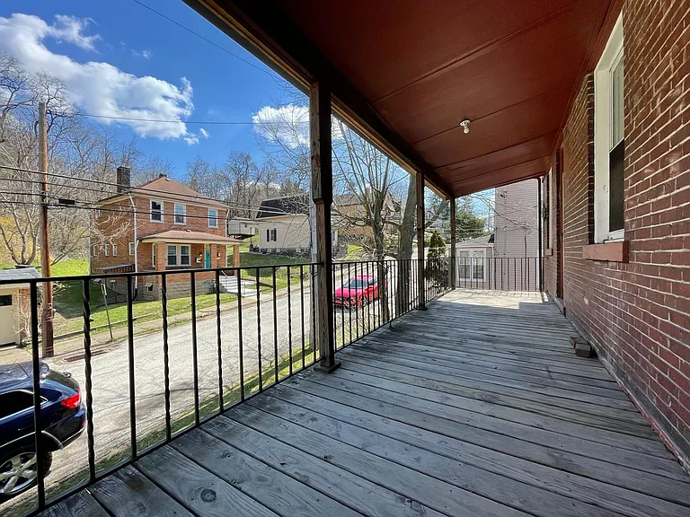 230 North Ave — Photo 8