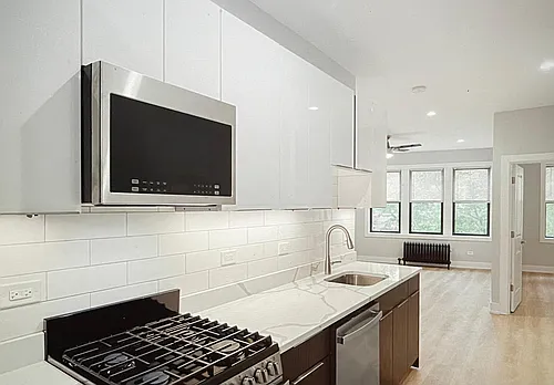 1320 W Birchwood Ave #1 Photo 1