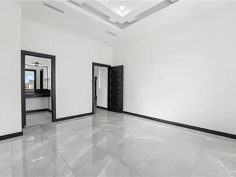 1201 E Boxwood Ave — Photo 11