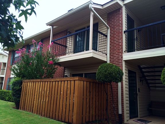 2nd image of 4400 Hemingway Dr APT 249