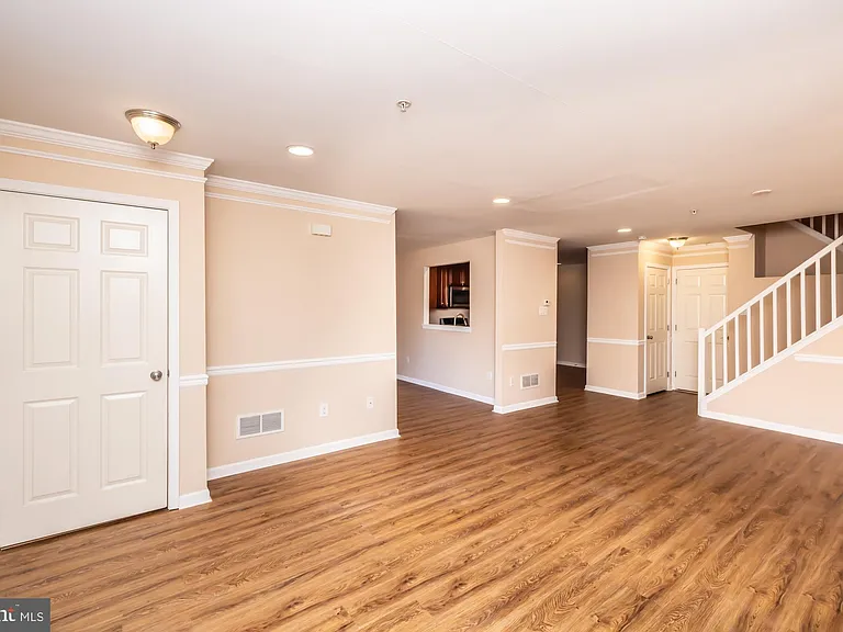 253 Flagstone Rd #7 — Photo 12