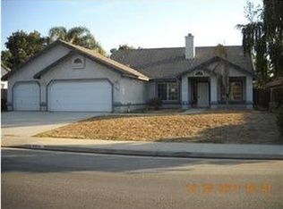 9903 Iroquois Ln, Bakersfield, CA 93312