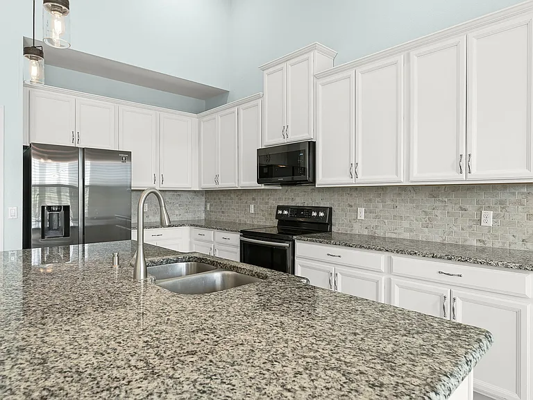 1452 Cabot Dr — Photo 11