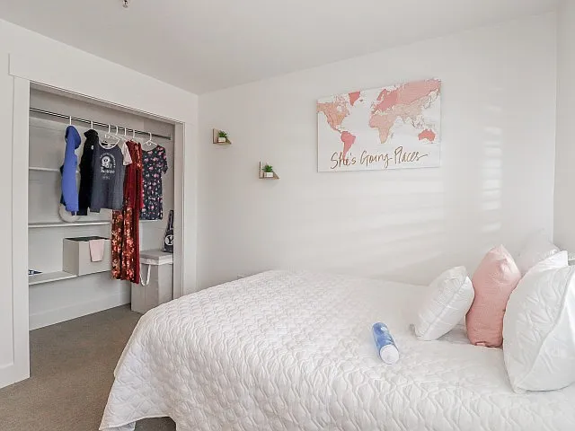 Fleur De Lis Apartments — Photo 9