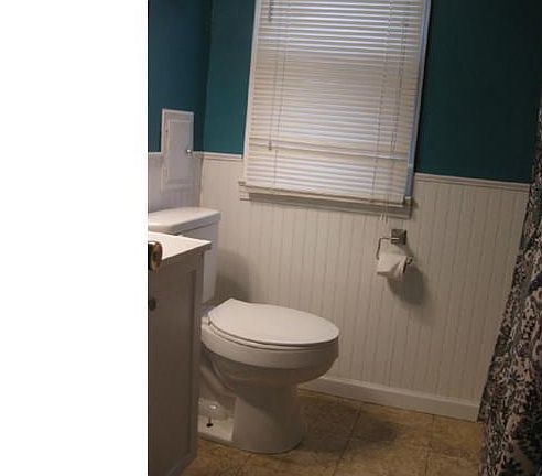 3rd image of 20880 Belvidere Ave